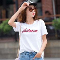 微头条女款短袖,时尚微头条女款短袖，展现独特魅力！”